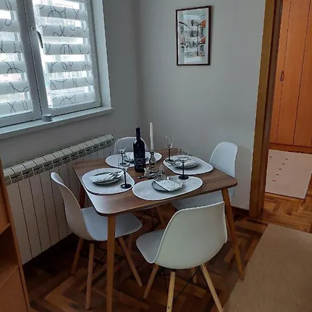 Dordevic Apartment *